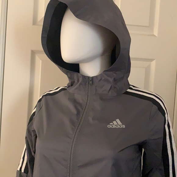 adidas Boys Jacket Size M (10/12)